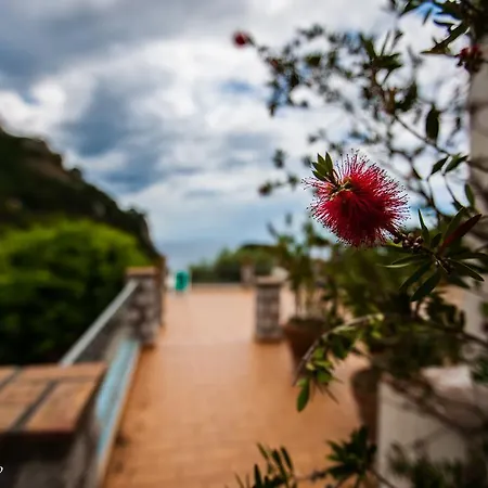 4 スタジョーニ ホテル