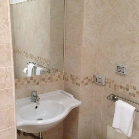 4 スタジョーニ カプリ