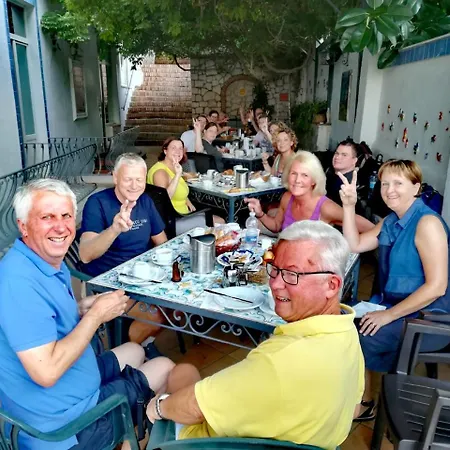 ホテル 4 スタジョーニ *