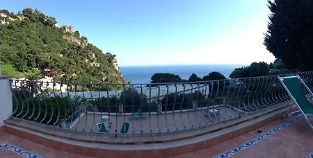 4 Stagioni Hotel *
